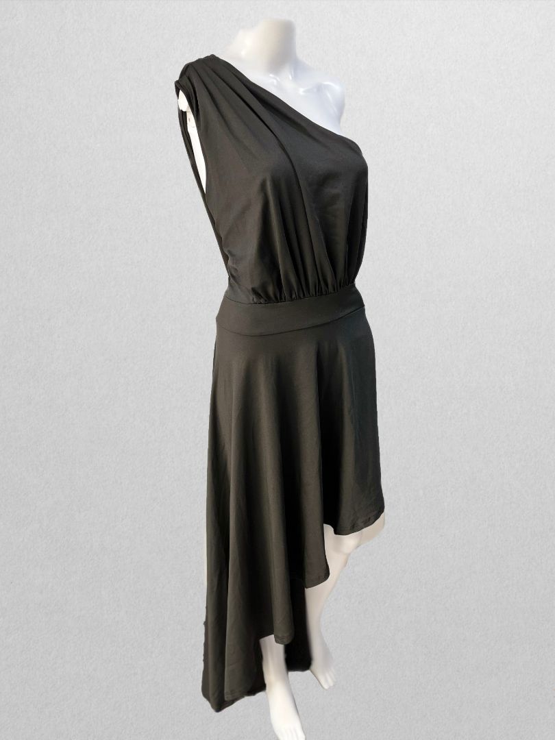 Black One-Shoulder High-Low Asymmetrical Dress Recycled Threads Black One-Shoulder High-Low Asymmetrical Dress Recycled Threads