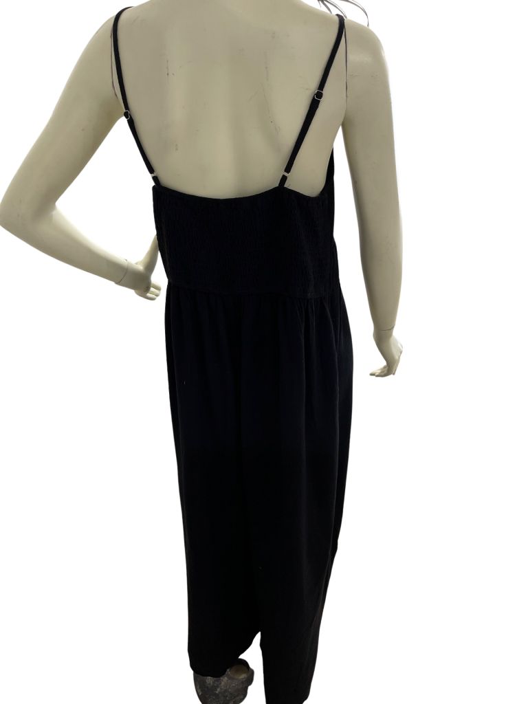 Black Wide Leg Spaghetti Strap Jumpsuit with Keyhole Opening in Front