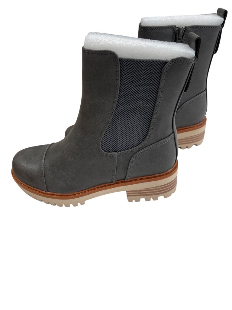 Grey Chelsea Lug Sole Boots (7)
