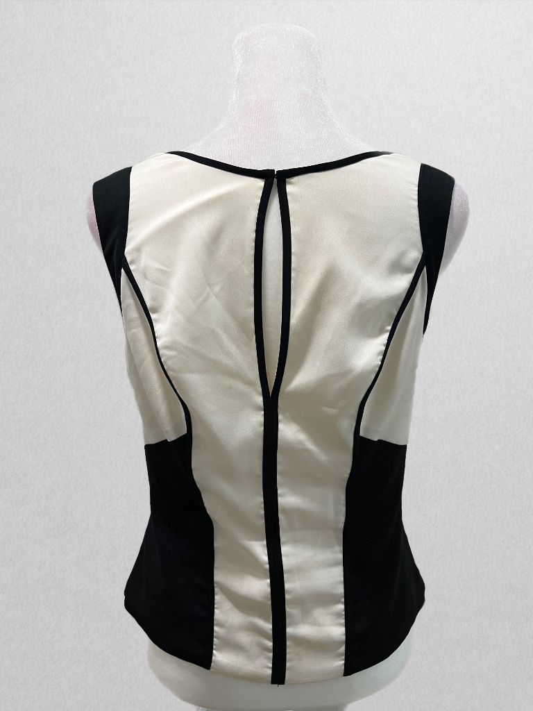 Cream/Black Cut Out Sleeveless Blouse