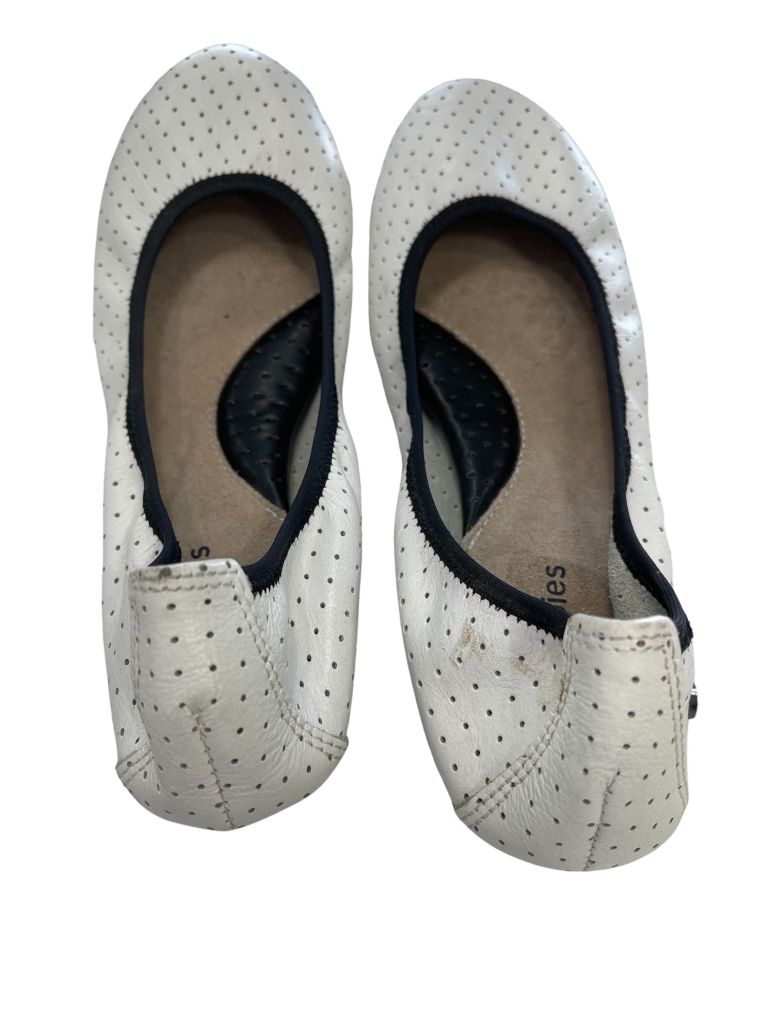 Hush Puppies White Perforated Flats