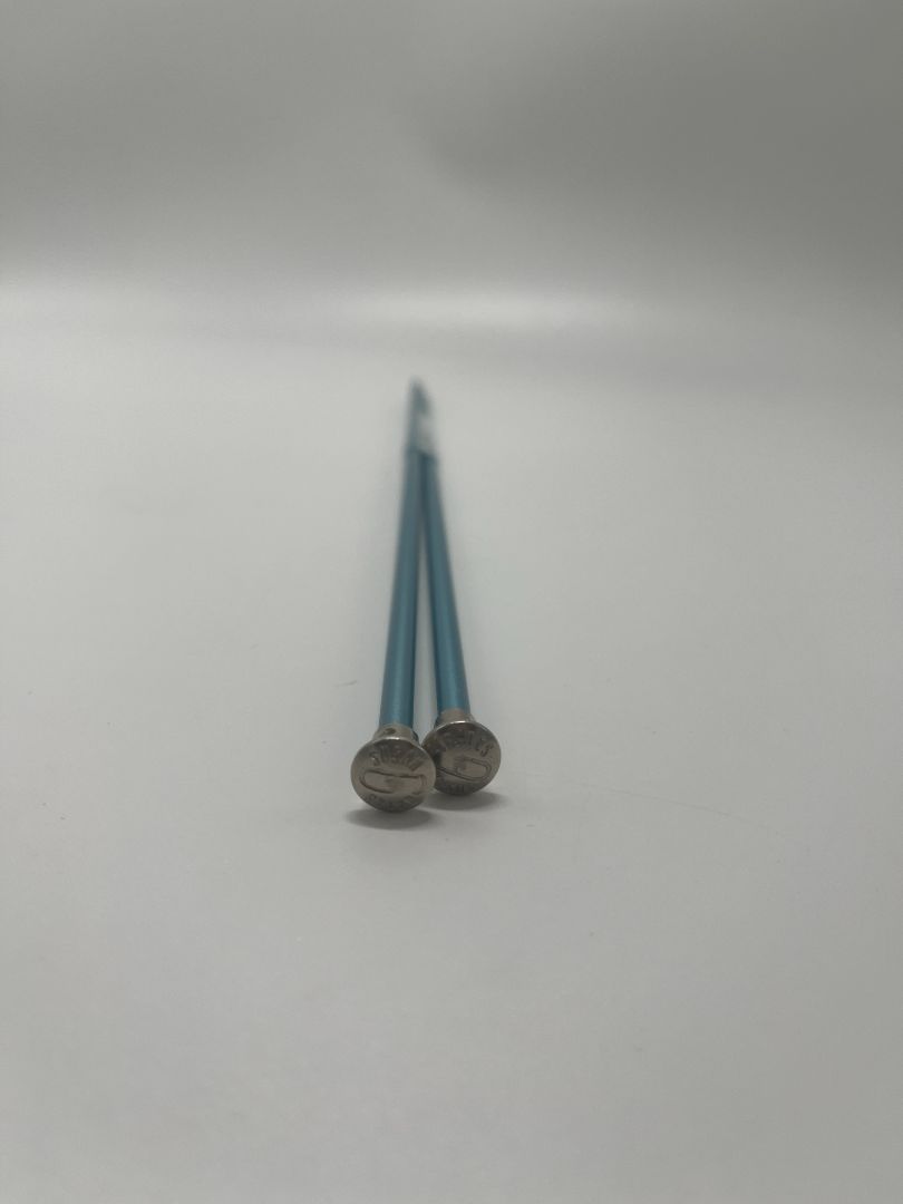 Susan Bates Light Blue Size 6 Knitting Needles