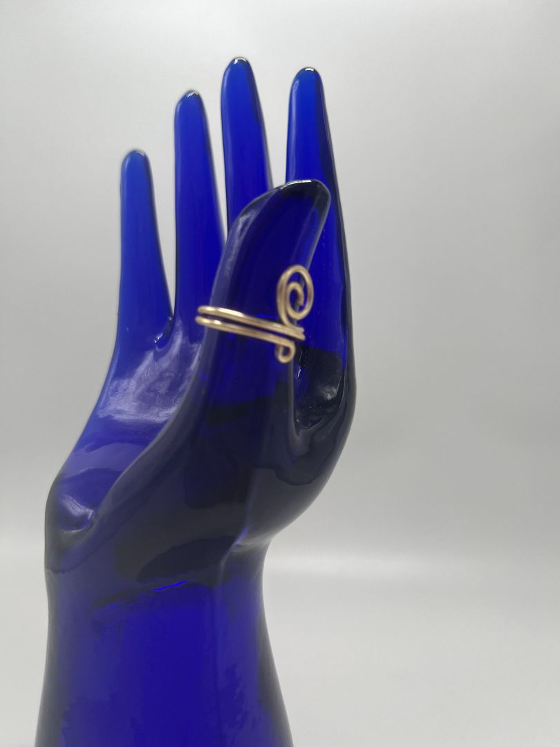 Spiral Ring Size 5 | Gold