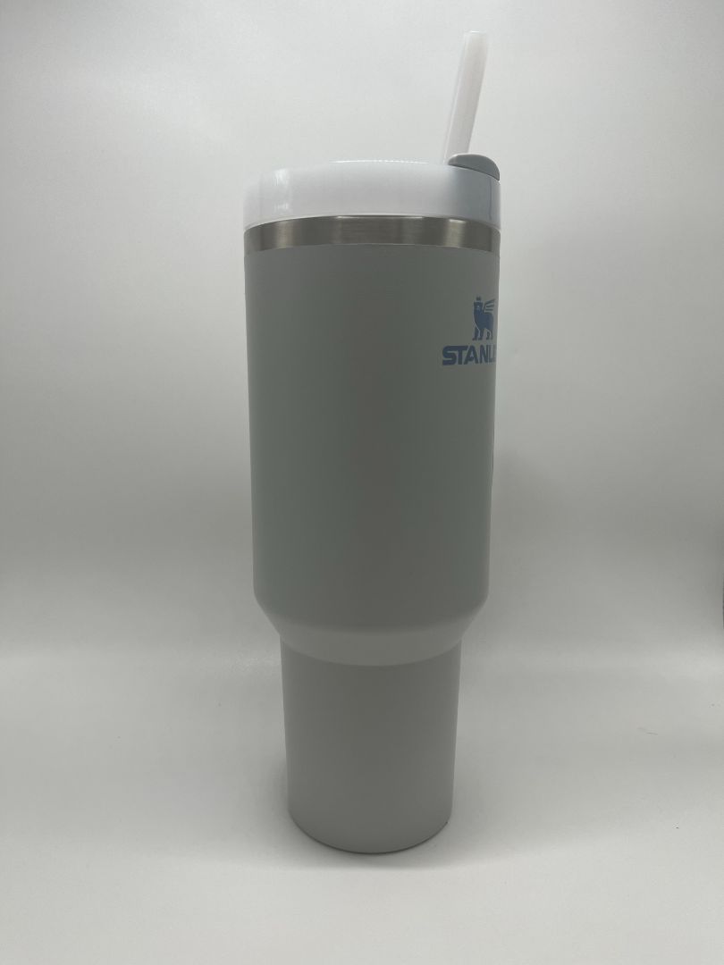 Stanley 40oz Fog Grey The Flowstate Quencher H2.0 Tumbler