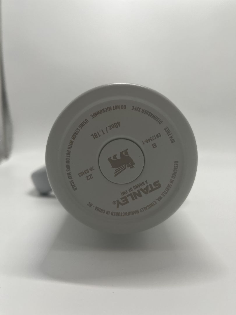 Stanley 40oz Fog Grey The Flowstate Quencher H2.0 Tumbler