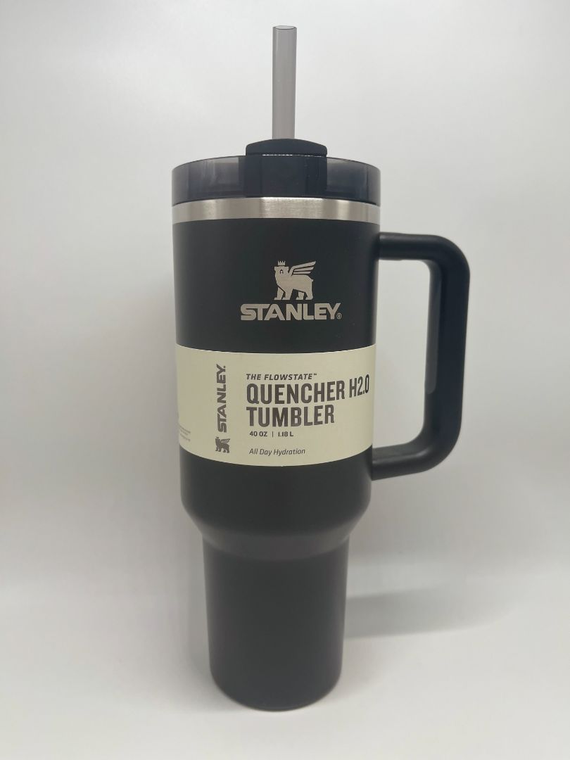 Stanley 40oz Black The Flowstate Quencher H2.0 Tumbler NIB