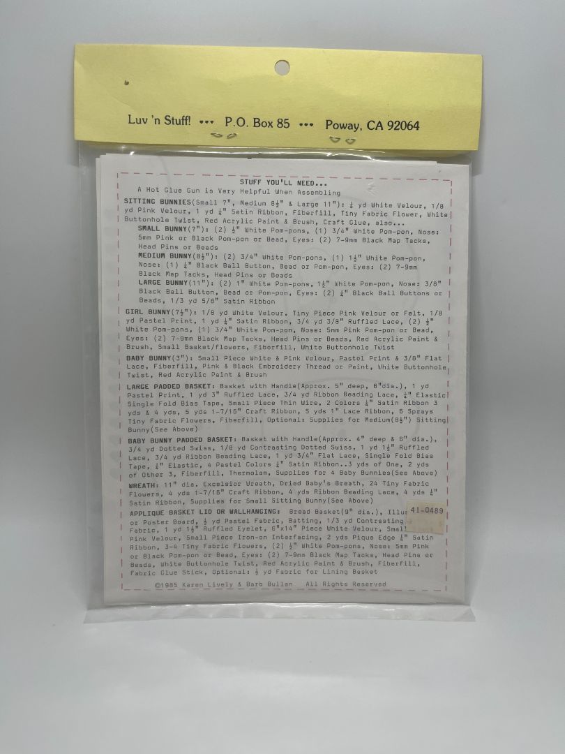 Vintage B-53 `Baskets N' Bunnies Springtime Craft & Sewing Pattern