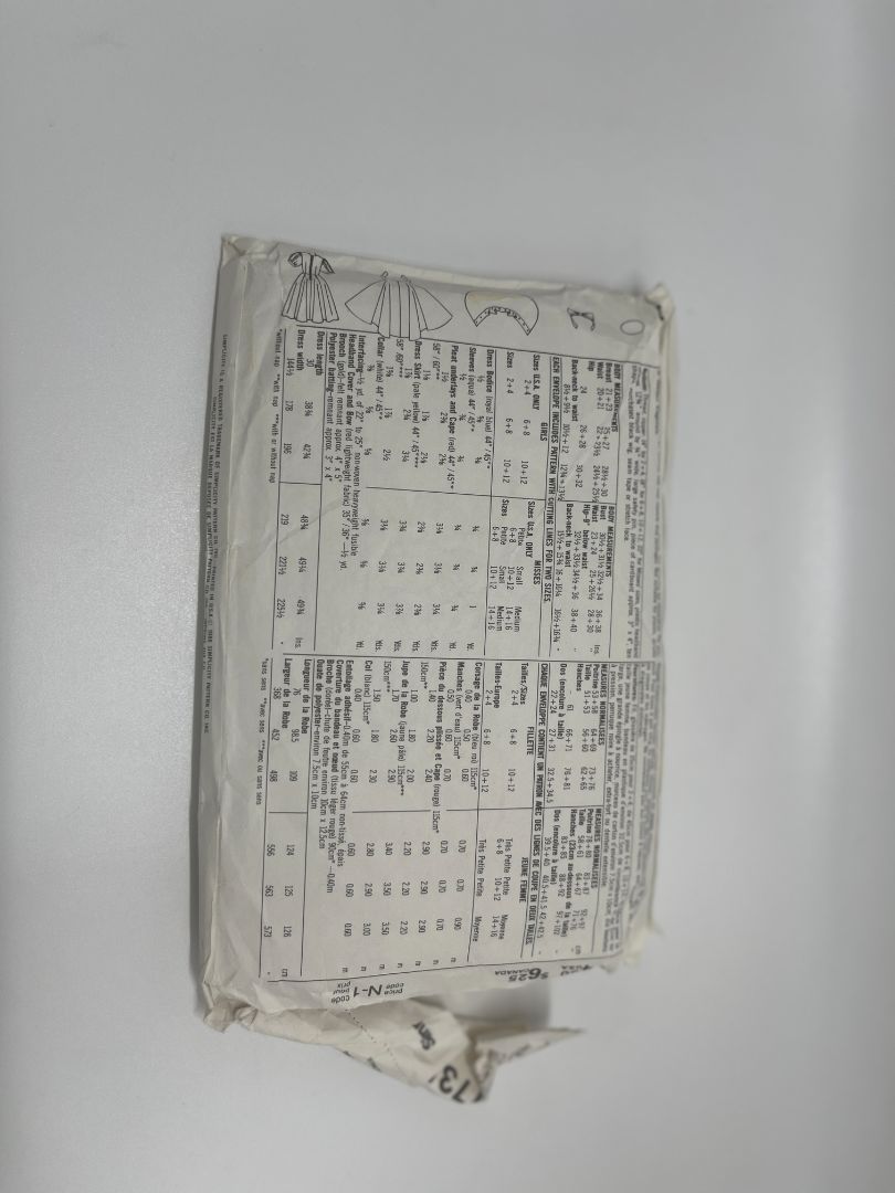 Vintage Simplicity 7735 Snow White Costume for Misses' and Girls' Sewing Pattern