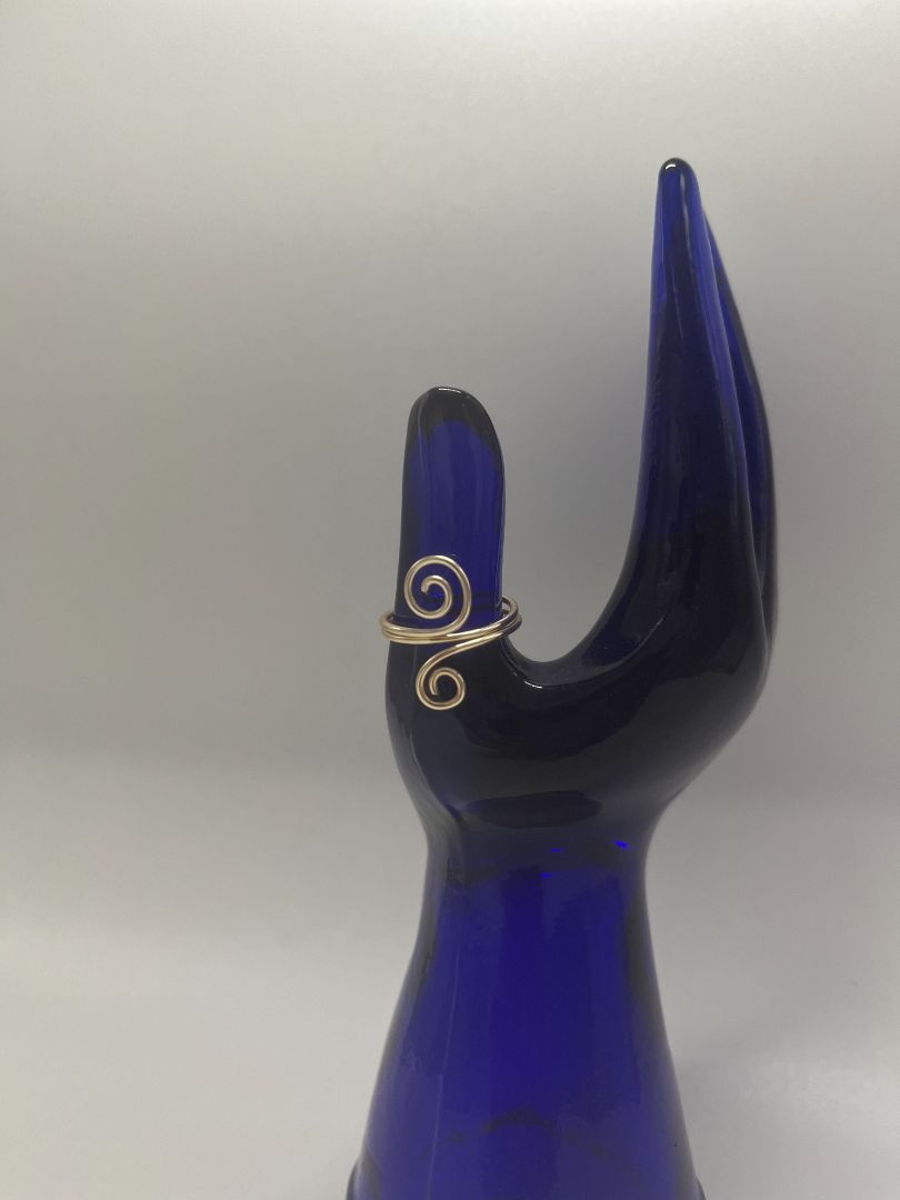 Double Spiral Ring Size 9 | Gold