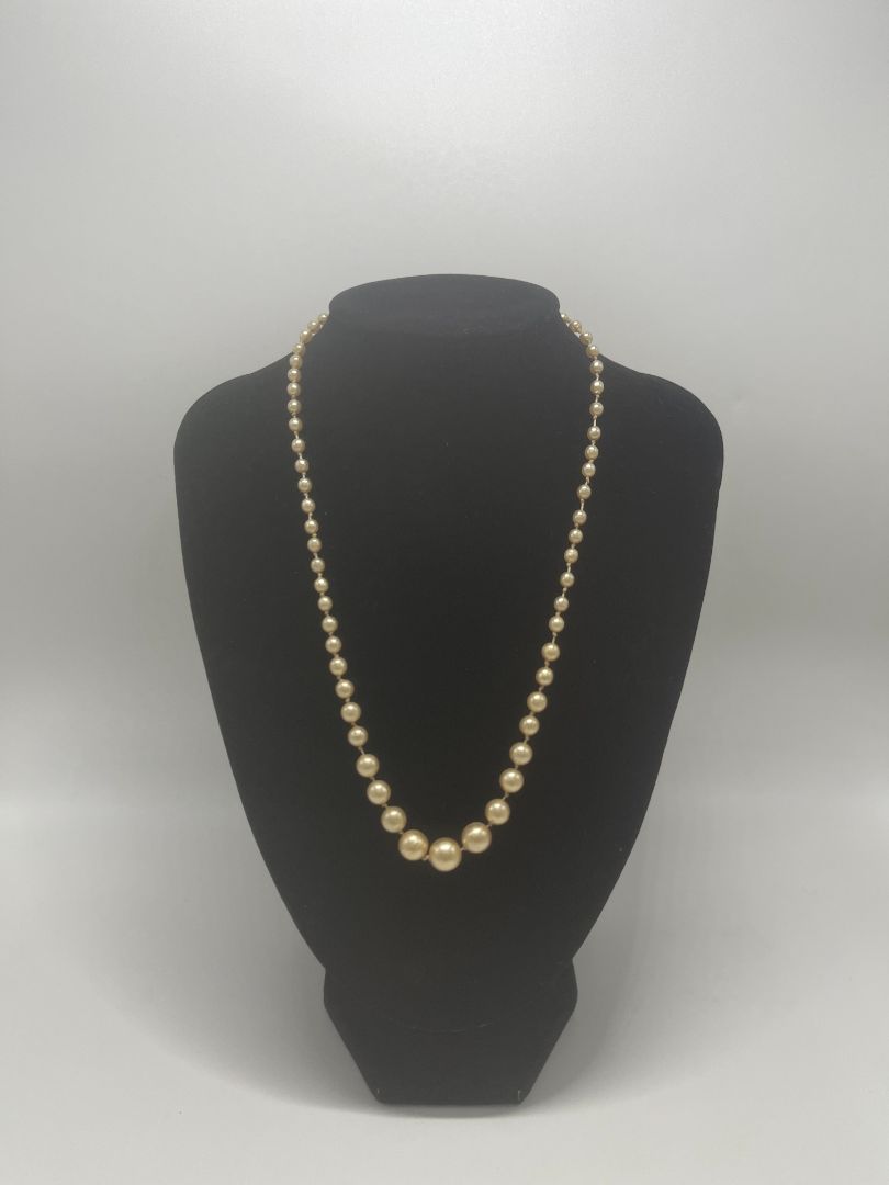 Vintage Yellow Faux Pearl Beaded Necklace