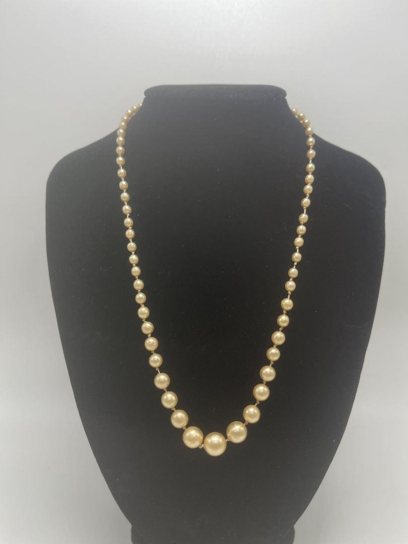 Vintage Yellow Faux Pearl Beaded Necklace