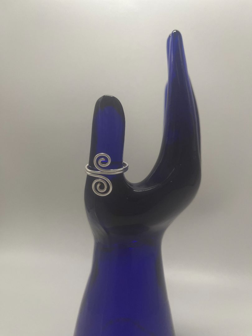 Double Spiral Wire Ring Size 9 | Silver