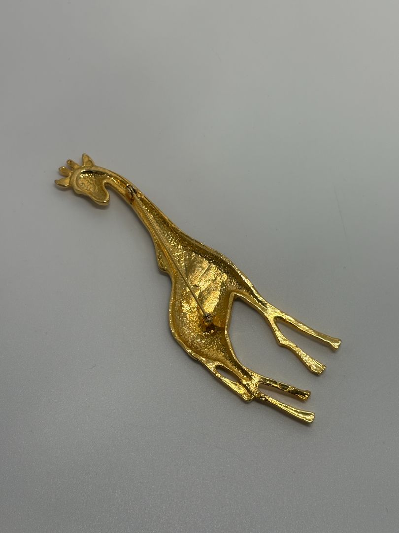 Gold-Tone Vintage Mid-Century 1970s/1980s Standing Giraffe Brooch Pin