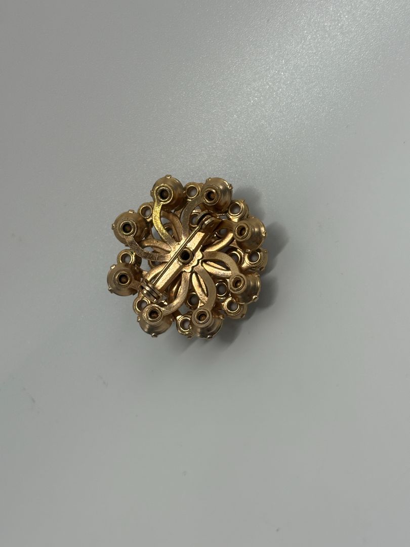Gold/White Vintage Starburst Rhinestone 1950s/1960s Brooch Pin