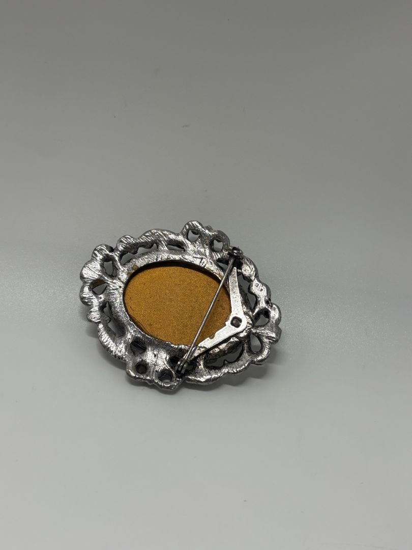 Vintage 1970 Faux Oval Opaline Silvery Pewter Tone Brooch Pin