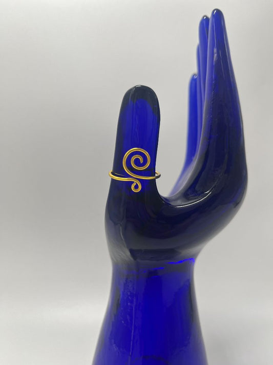 Spiral Wire Ring Size 7.5 | Gold