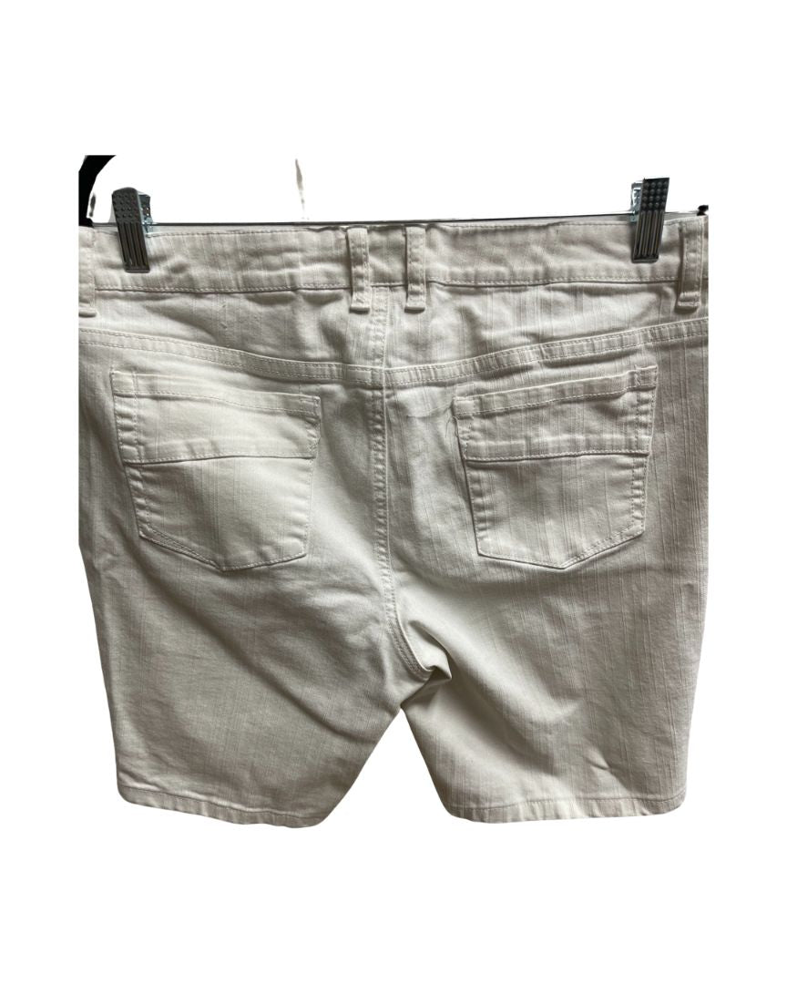 Liz & Co White Jean Stretch Shorts