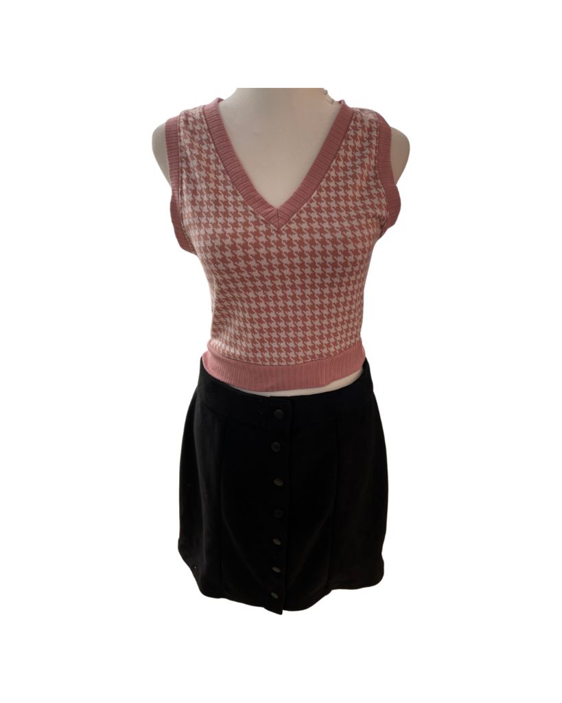 Mixed Thread Retro Pink and White Crop