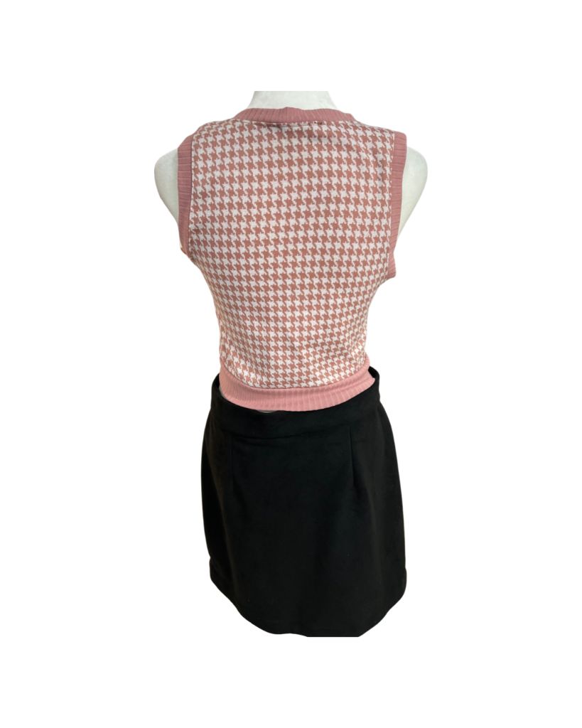Mixed Thread Retro Pink and White Crop