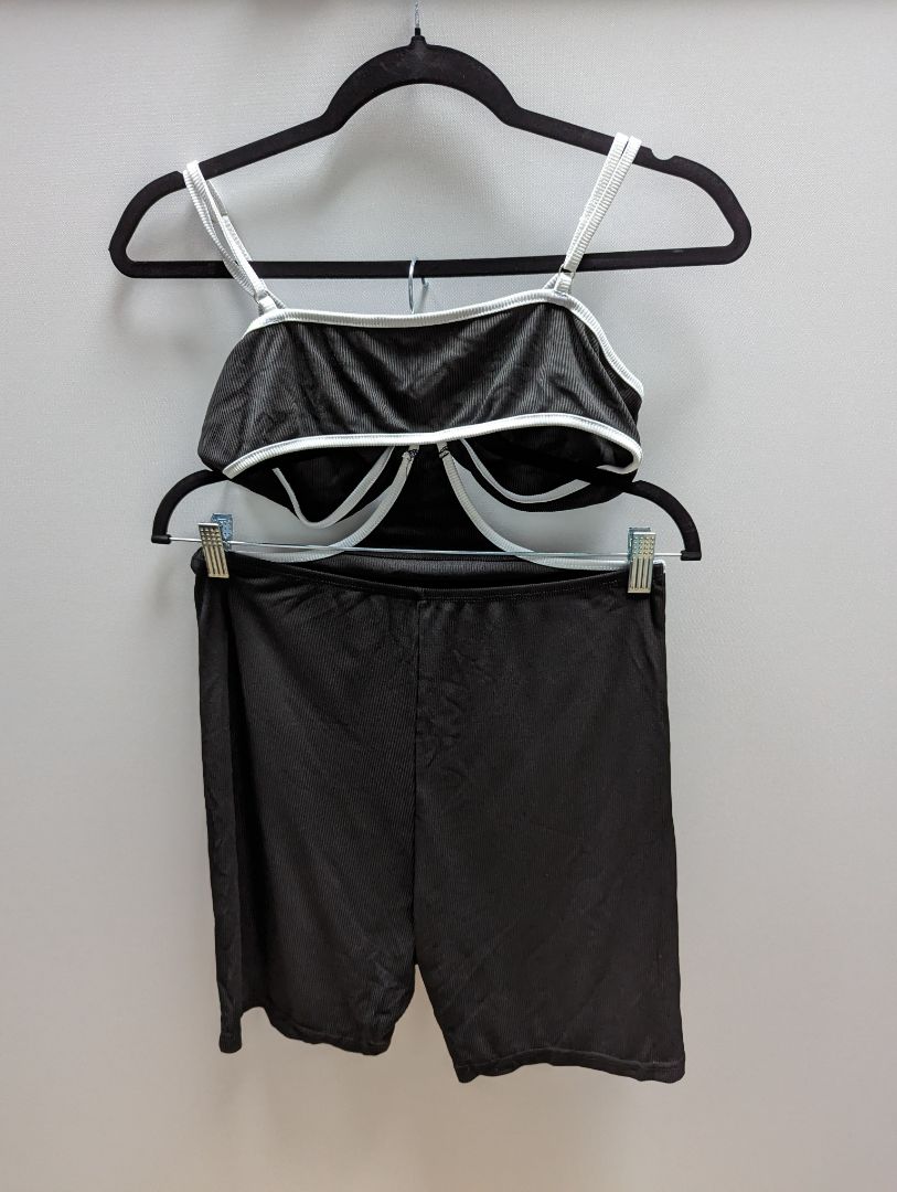 Black with White Trim Ribbed Backless Romper
