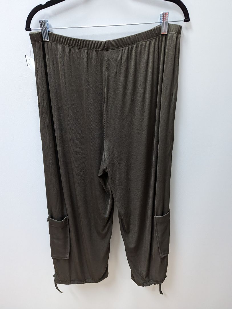 Slinky Green Wide Leg Cargo Jogger Pants