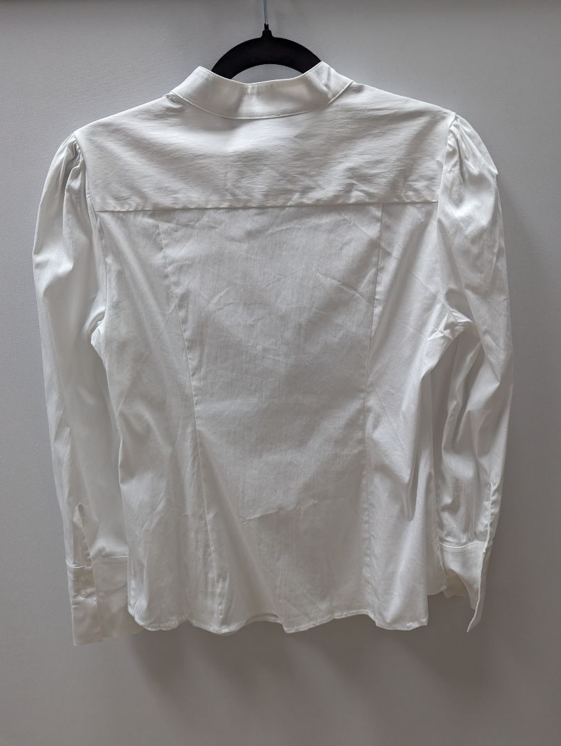 White House Black Market White Long Sleeve Button up Blouse