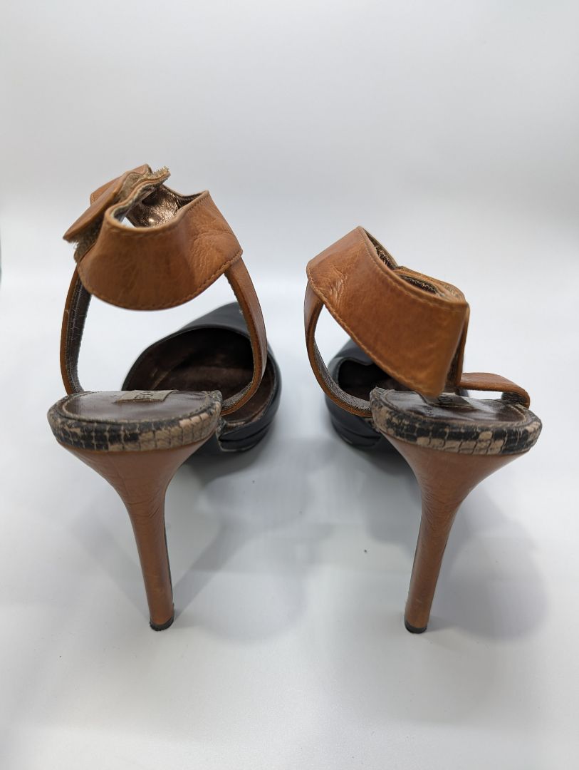 Steve Madden Black/Brown Snakeskin Heels