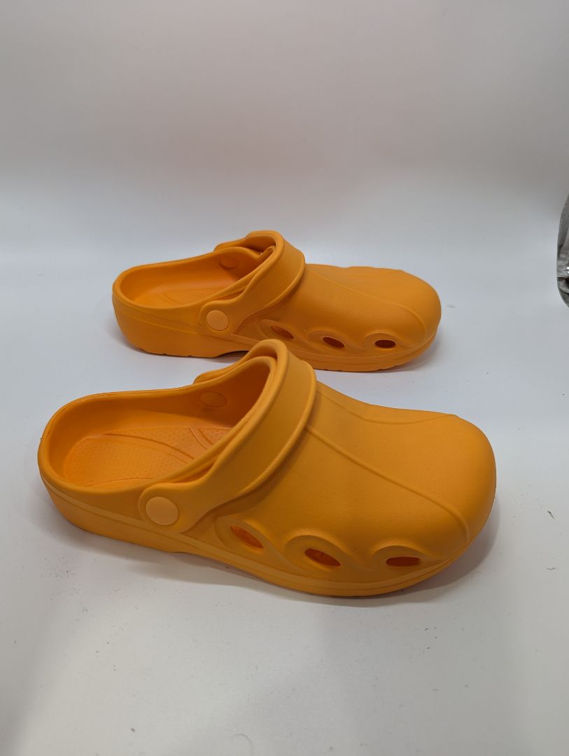 welltree Orange Garden Clog Sandal