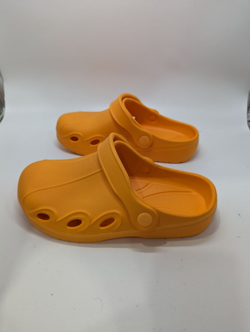 welltree Orange Garden Clog Sandal