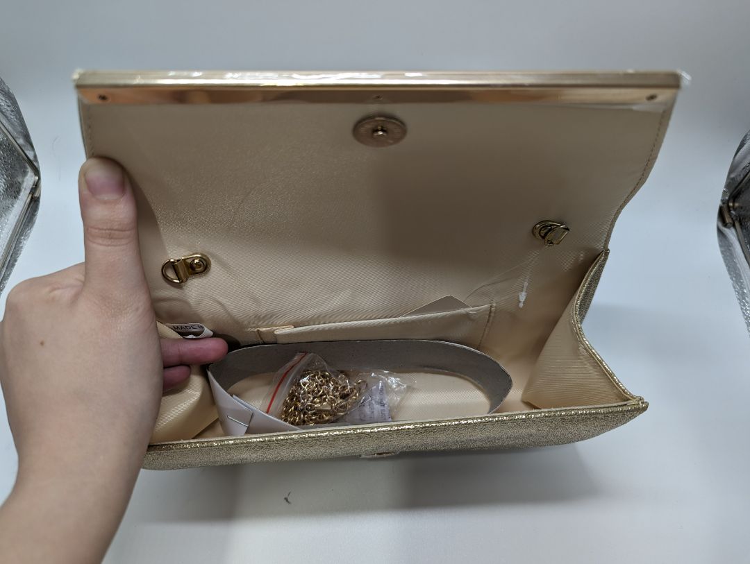 BENCOMOM Gold Glitter Snap Button Clutch with Chain