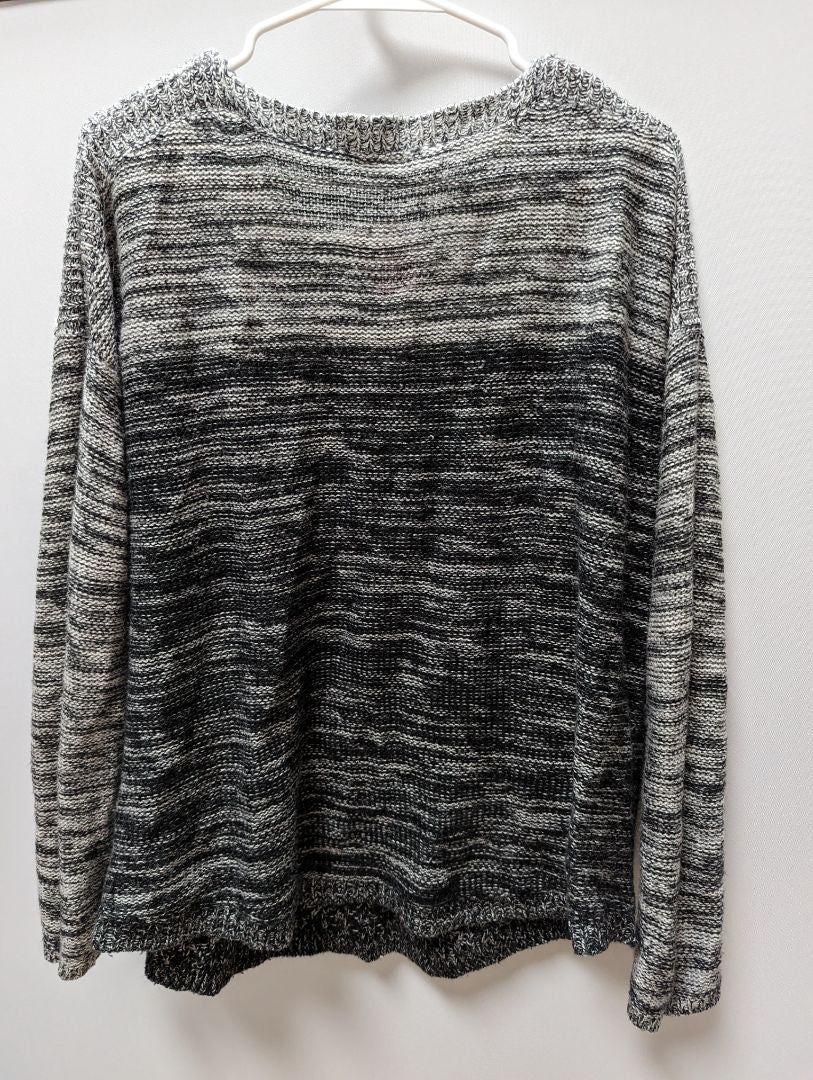 Grey/Black Long Sleeve Knit Sweater