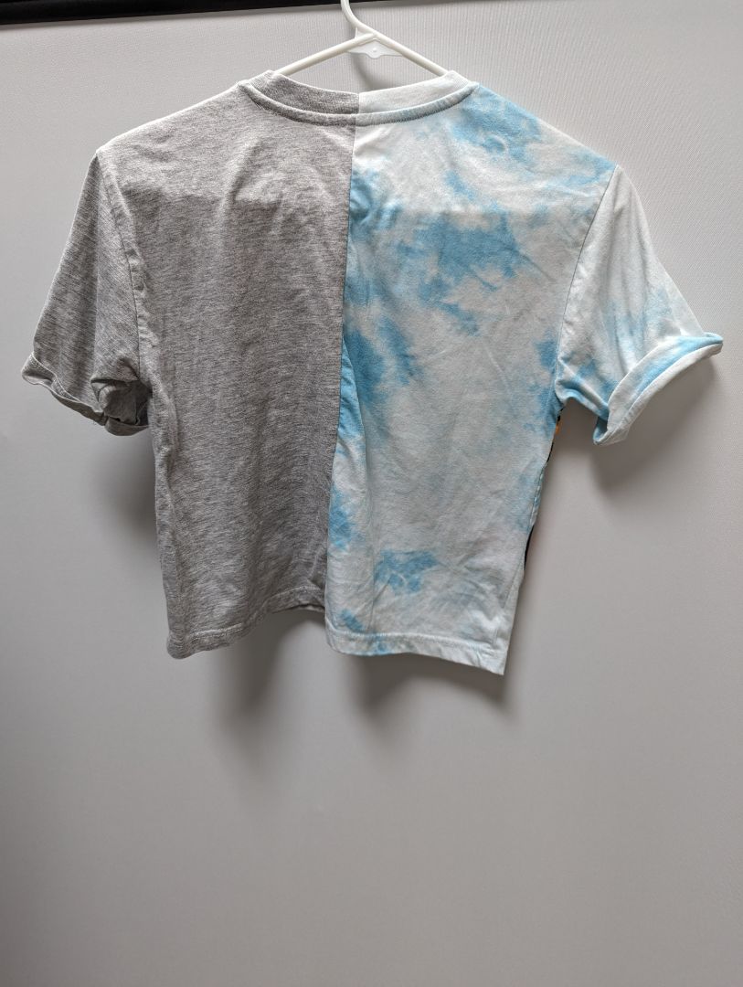 PAC-MAN Grey/Blue Split Graphic Cropped Tee
