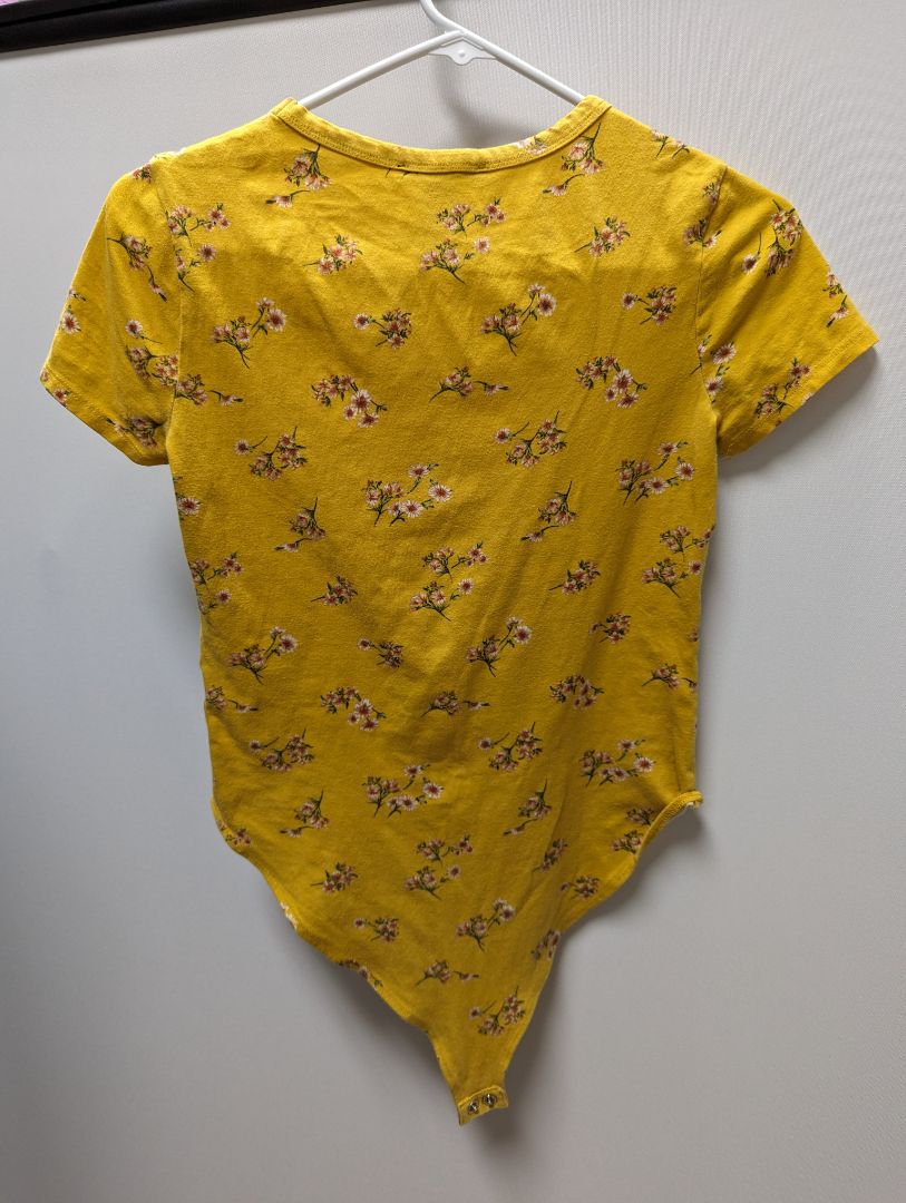 Forever 21 Yellow Floral Knit Bodysuit