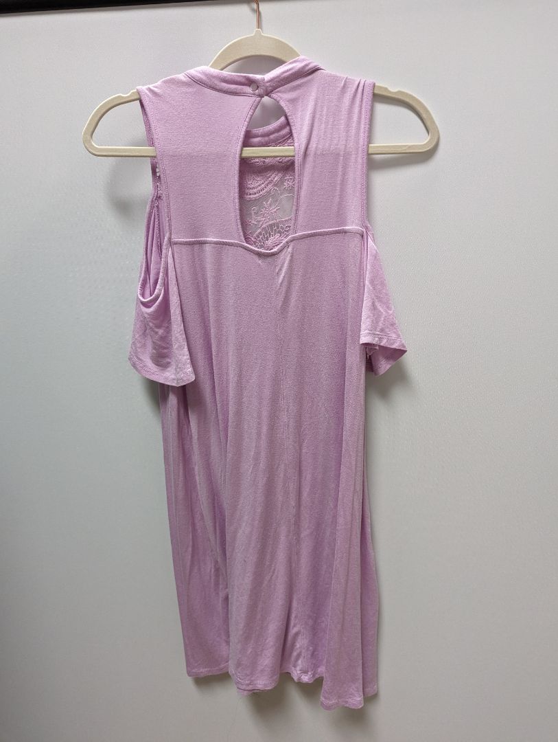 weavers Light Purple Lace Neck Cold Shoulder Dress