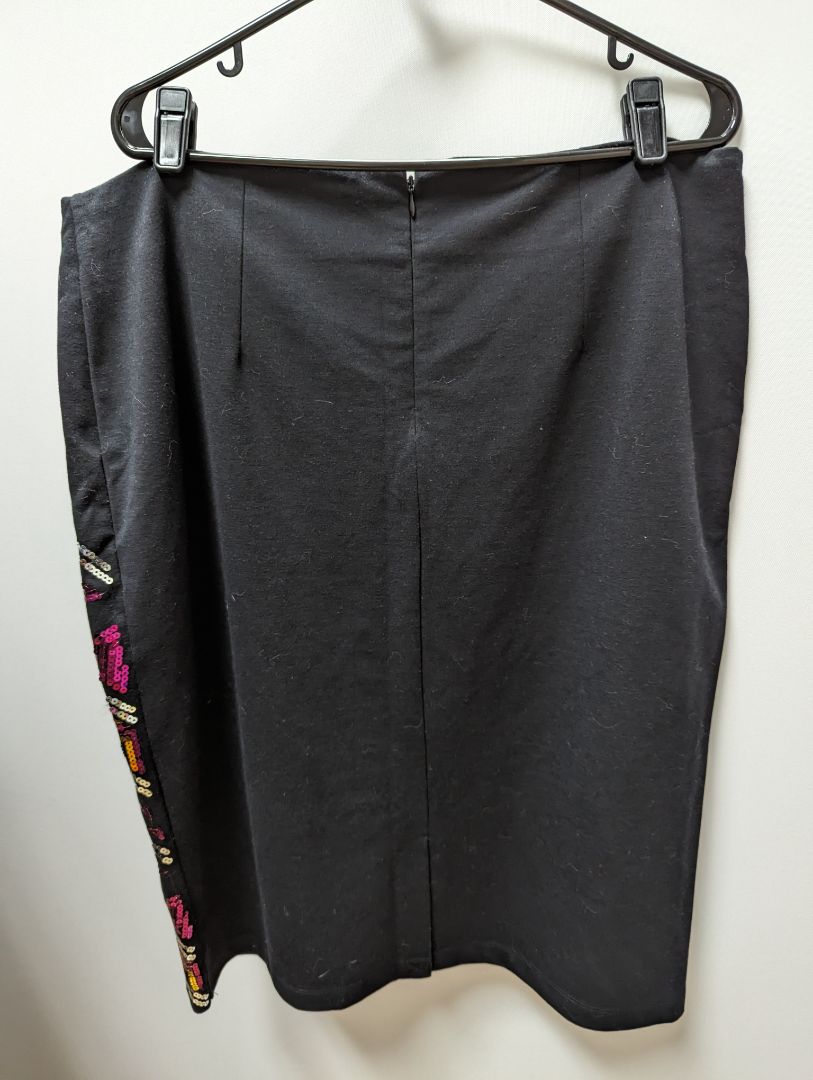 ASHRO Black Multicolor Sequined Midi Skirt