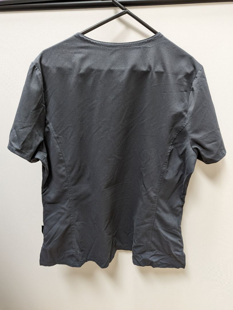 Vince Camuto Grey V-Neck Scrub Top