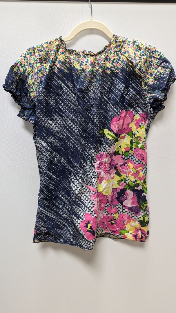 Koi Navy Floral Patterned Scrub Top