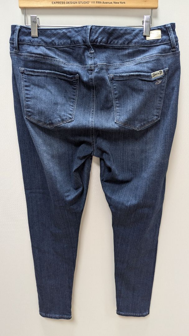 7 for All Mankind Medium Wash Skinny Seamless Jeggings