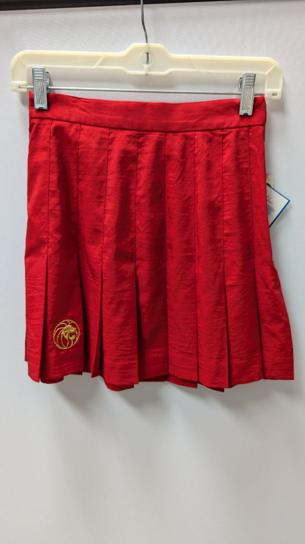 QUANTUM Sportswear White/Red MGM Grand Cheer Clothing Set
