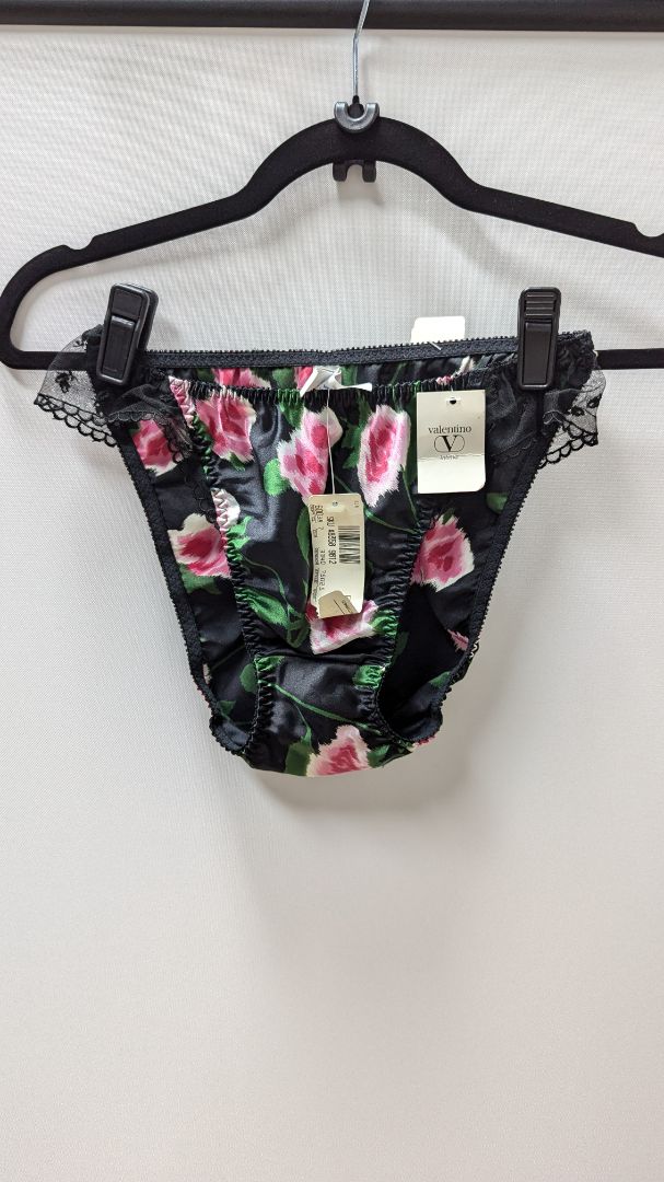 valentino Black/Pink Floral Sleepwear Set