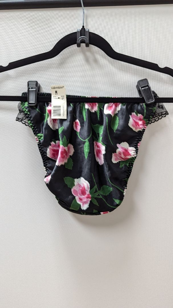 valentino Black/Pink Floral Sleepwear Set