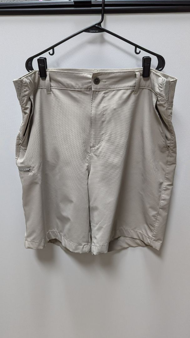 Lee Tri-Flex Light Tan Chino Shorts