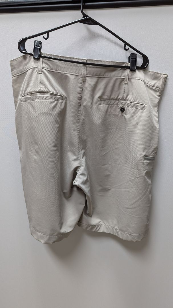 Lee Tri-Flex Light Tan Chino Shorts