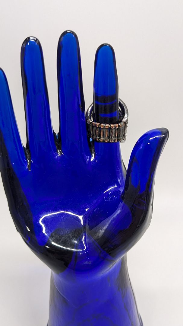 Black/Silver Gemstone Elastic Band Ring