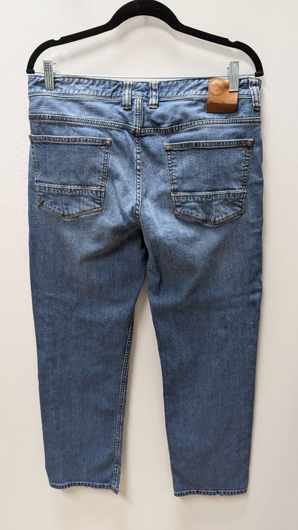Tommy Bahama Medium Wash Men's Straight Jeans
