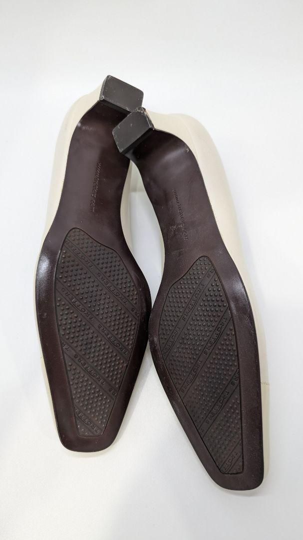 Trotters Cream "Spruce" Leather Kitten Heels