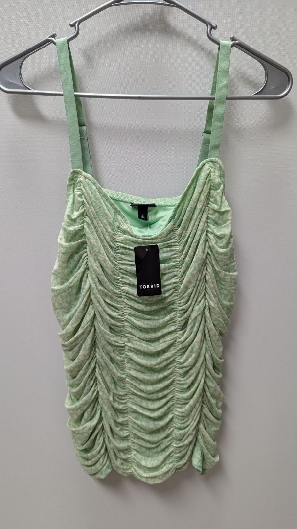Torrid Light Green/Ivory Floral Mesh Ruched Tank