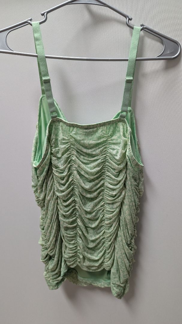 Torrid Light Green/Ivory Floral Mesh Ruched Tank
