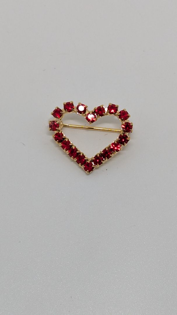 Gold/Red Vintage Heart Brooch Pin