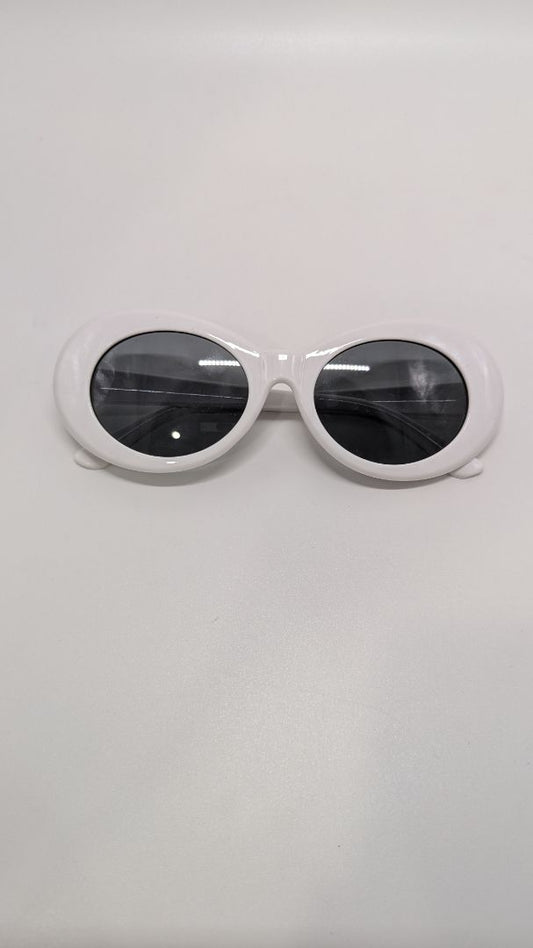 White Retro Rounded Sunglasses